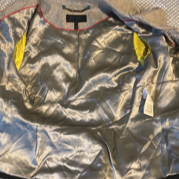 ESCADA SPORT! My apologies needs pressing & I’m post surgery, it’s like new! - Picture 14 of 16